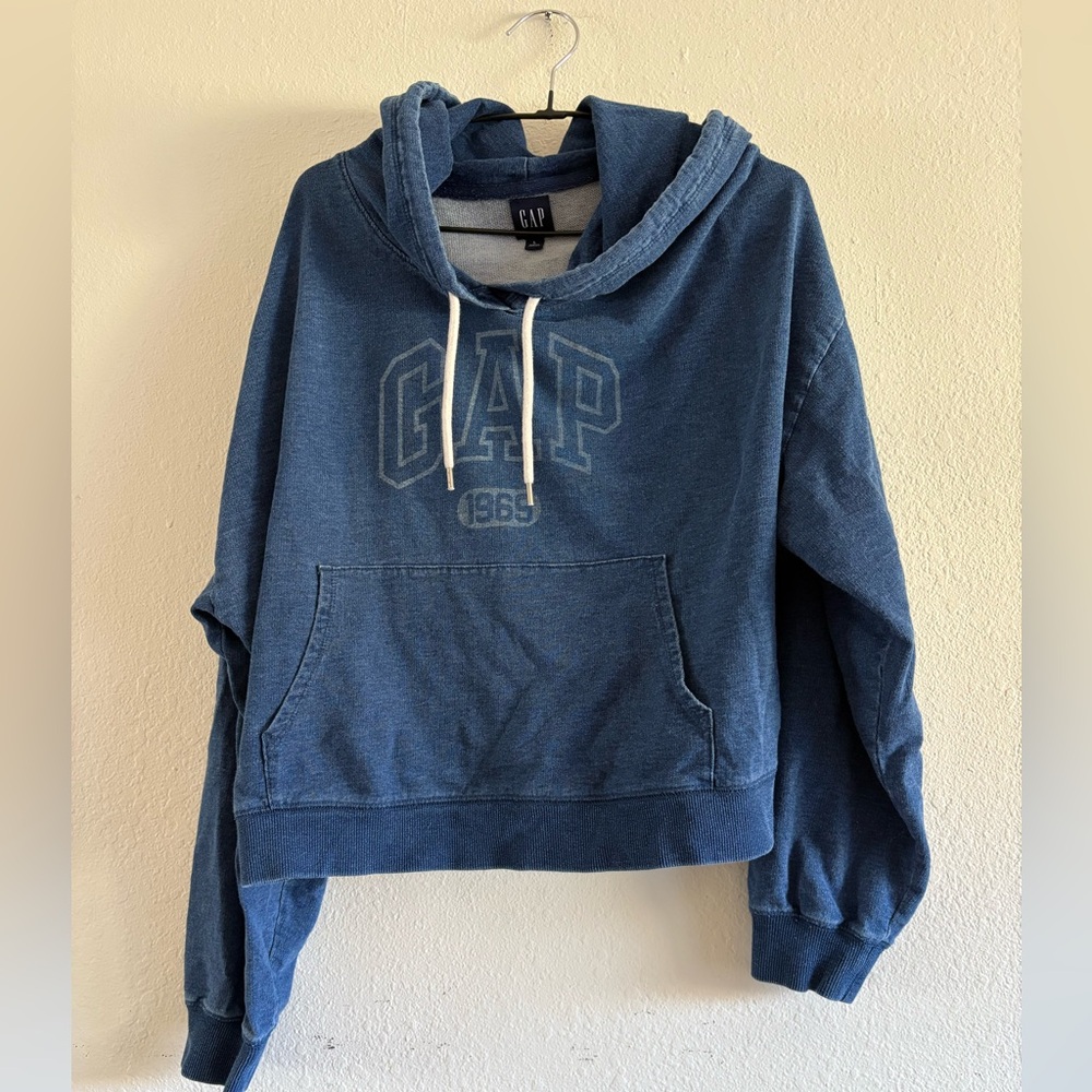 Gap Denim color cropped Hoodie